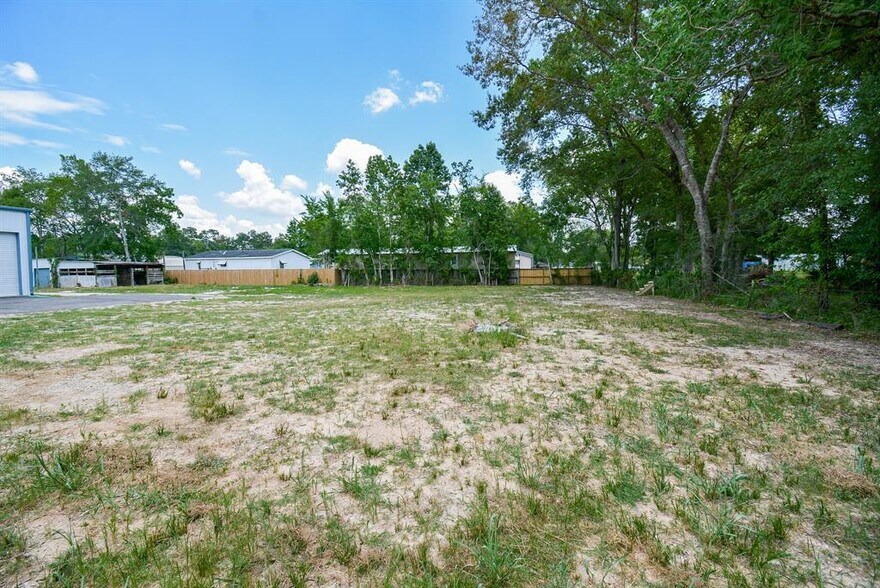 More Photos Of 22316 E Martin Dr, Porter Industrial For Sale