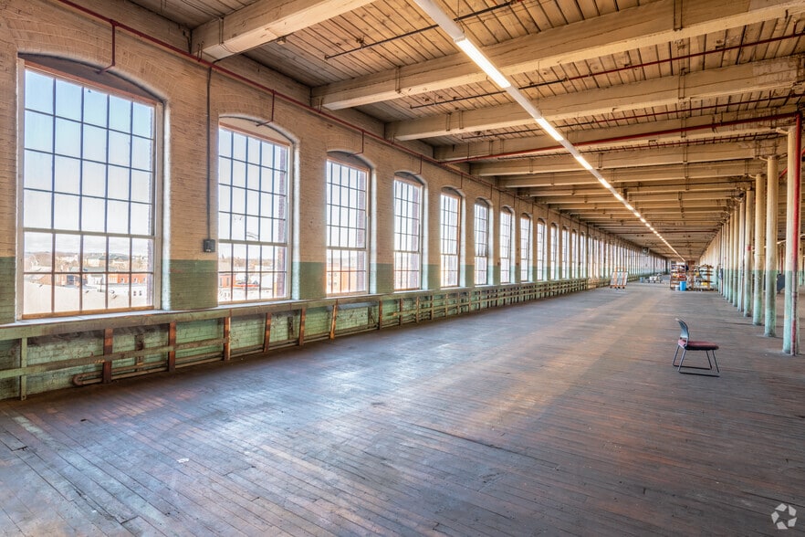 Photo of 3rd Floor Ste 327