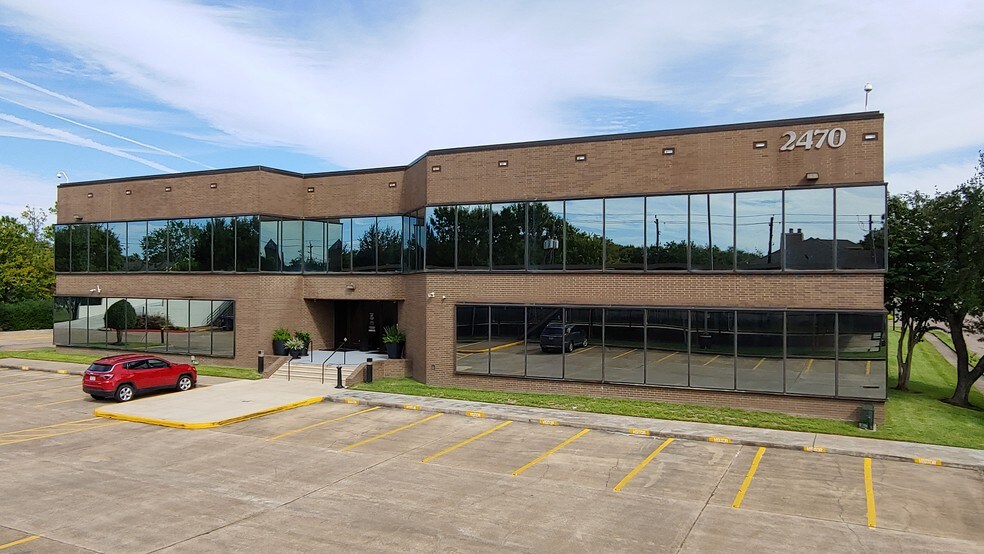 More Photos Of 2470 Gray Falls Dr, Houston Office For Lease