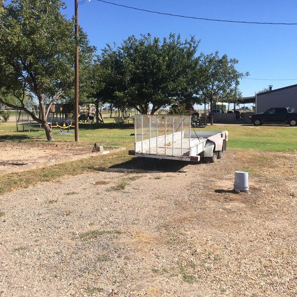 More Photos Of 2203 Woodrow Rd, Lubbock Trailer Camper Park For Sale