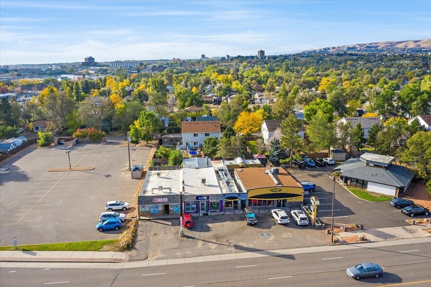 More Photos Of 11712 W Colfax Ave, Lakewood Freestanding For Lease