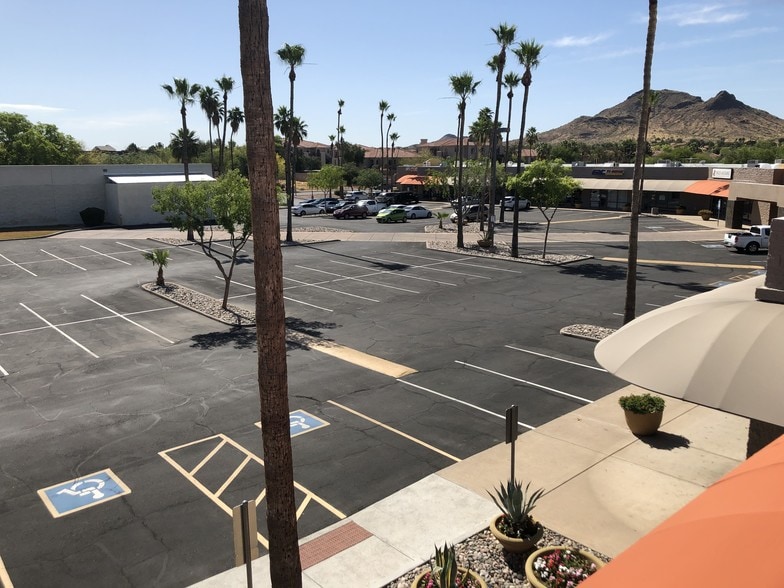 More Photos Of 1107 E Bell Rd, Phoenix Unknown For Lease