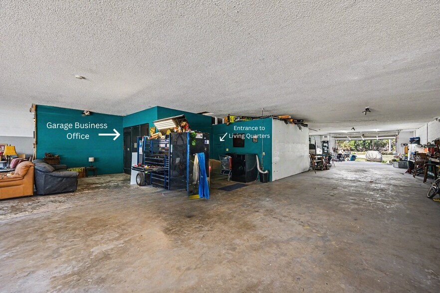 More Photos Of 150 S Orlando Ave, Cocoa Beach Flex For Sale