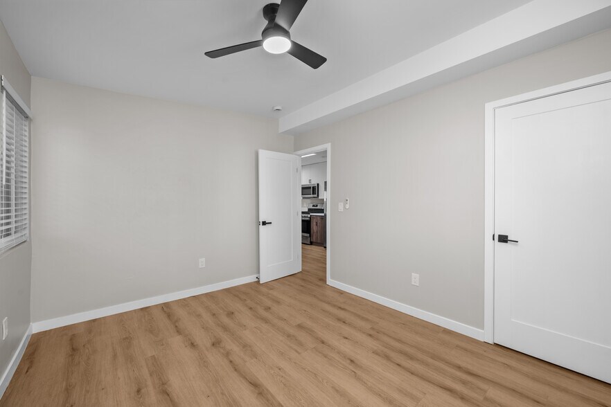 More Photos Of 1566 Reed Ave, San Diego Apartments For Sale