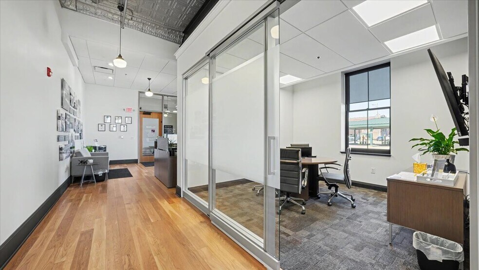 More Photos Of 102 Walnut St, Winona Office Residential For Sale