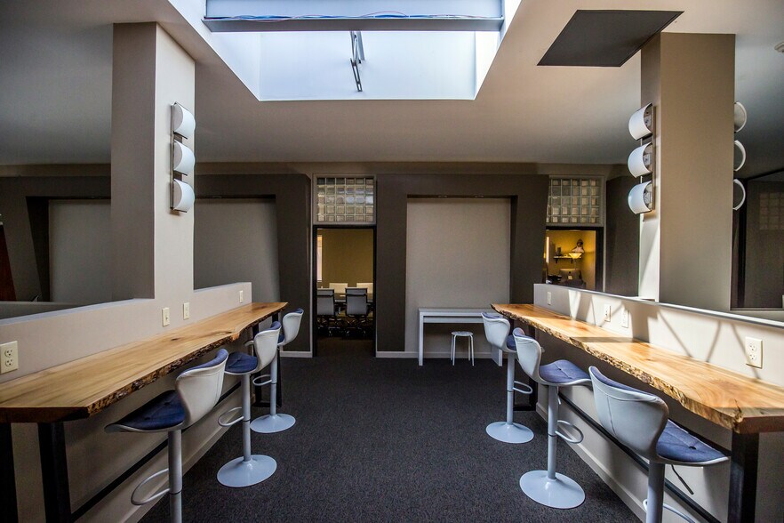 More Photos Of 3741 S Peoria Ave, Tulsa Coworking Space