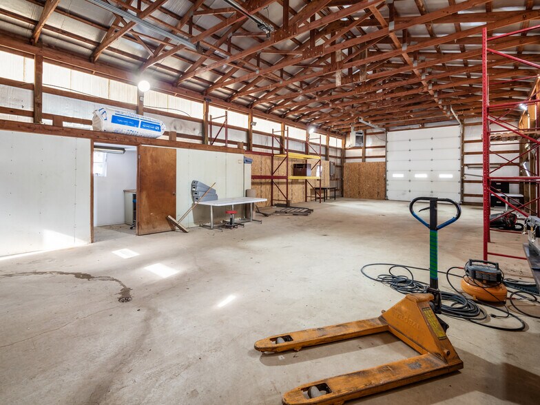 More Photos Of 7106 Columbus Rd, Centerburg Light Manufacturing For Sale