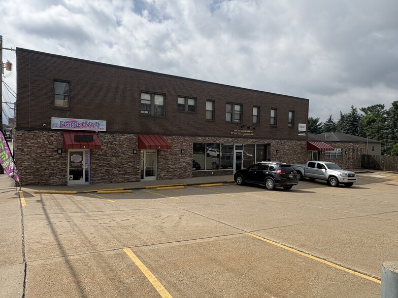 More Photos Of 1-7 S Mount Vernon Ave, Uniontown Storefront Retail Residential For Sale