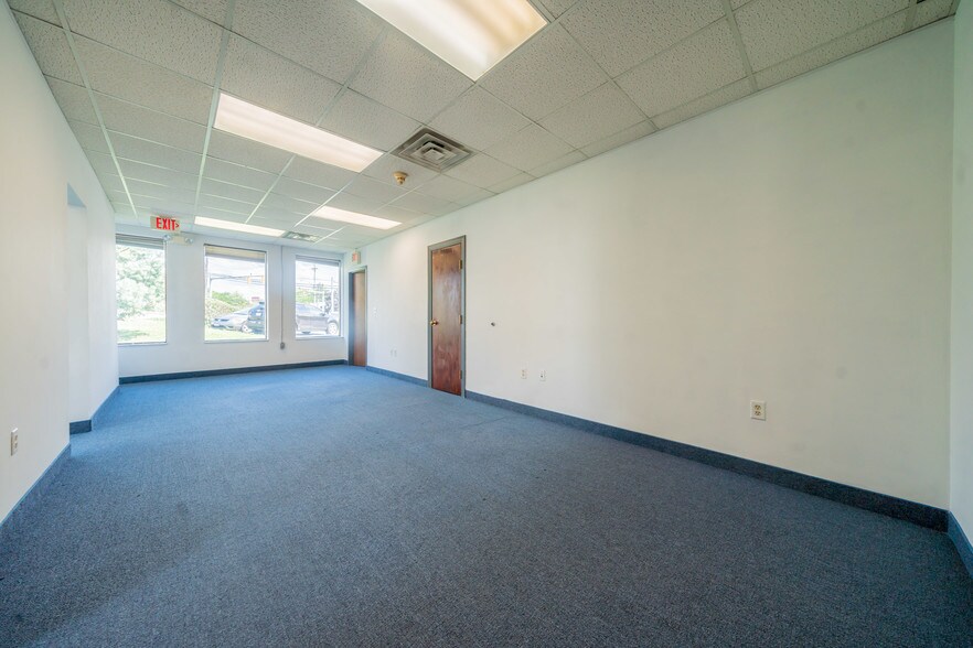 More Photos Of 12575 Rockside Rd, Garfield Heights Medical For Sale