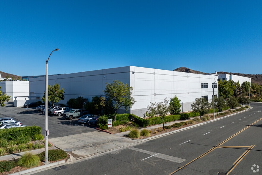 More Photos Of 28720 Witherspoon Pky, Valencia Manufacturing For Lease