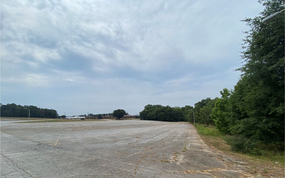 More Photos Of 544 Winfield Cir, Hartwell Manufacturing For Lease