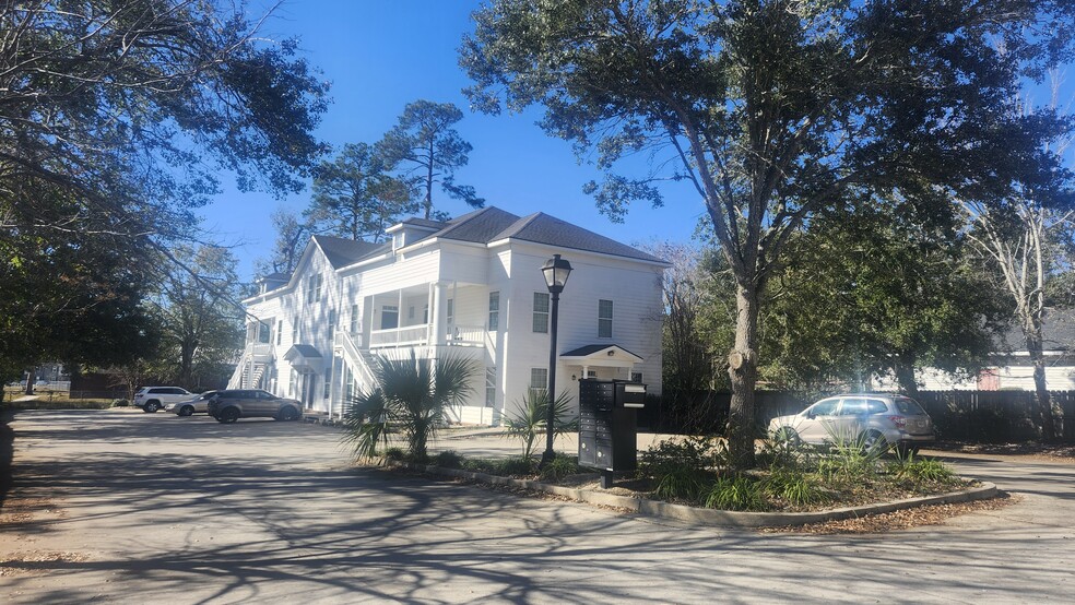 More Photos Of 1514 N Oak St, Valdosta Apartments For Sale