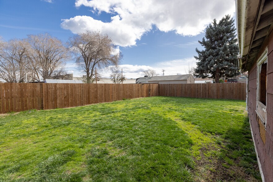 More Photos Of 758 Pleasant Ct, The Dalles Specialty For Sale
