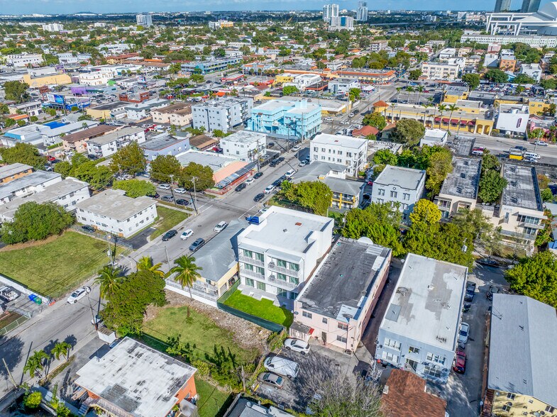 More Photos Of 1576 SW 2nd St, Miami Apartments For Sale