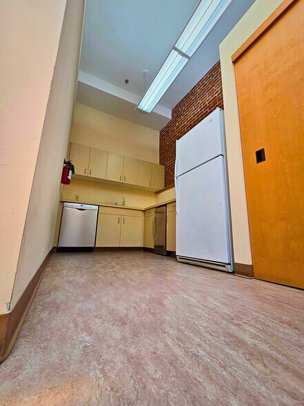More Photos Of 1660 17th St, Denver Office Residential For Sale
