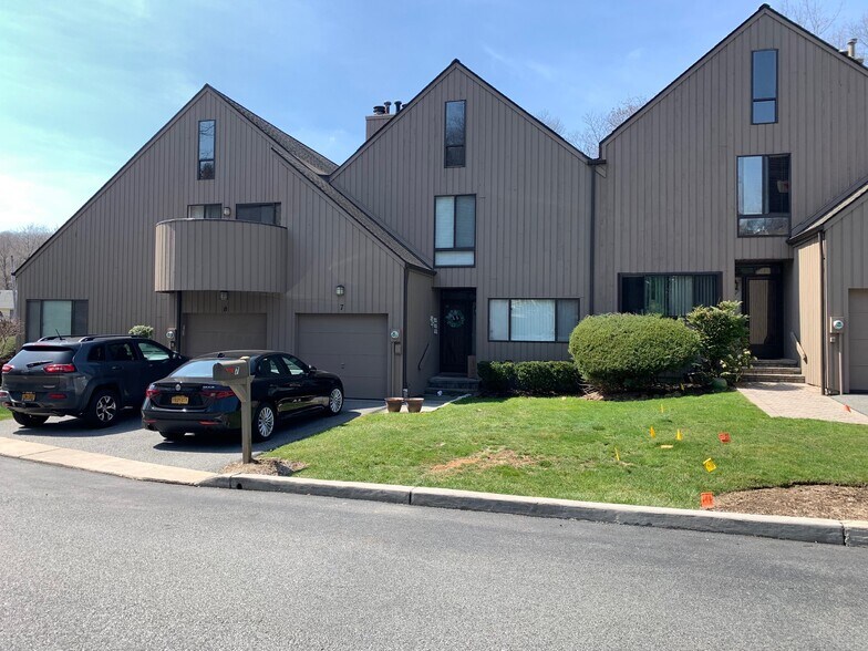 More Photos Of , Thornwood Unknown For Sale