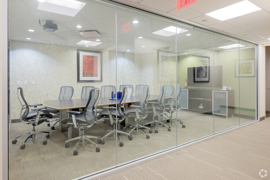 More Photos Of 10 Dorrance St, Providence Coworking Space