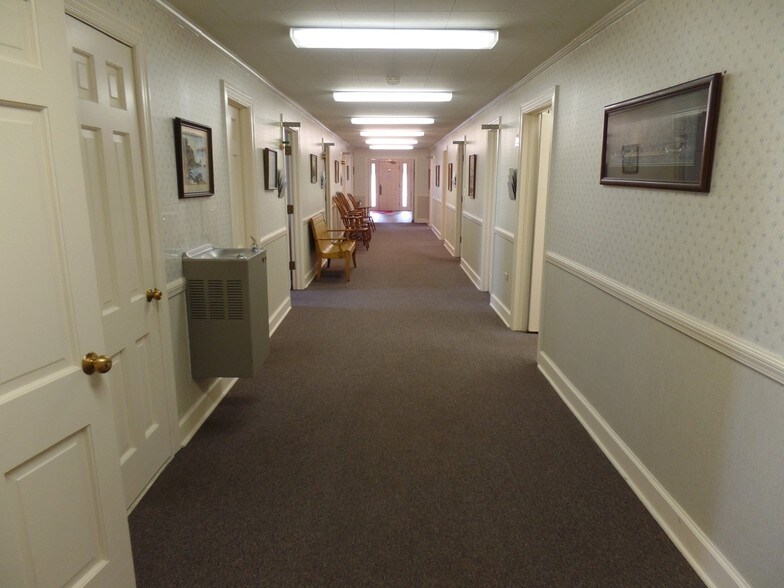 More Photos Of 316 E Harper St, Troy Medical For Sale