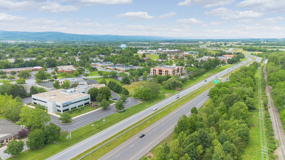 More Photos Of 70 Thomas Johnson Dr, Frederick Office For Lease