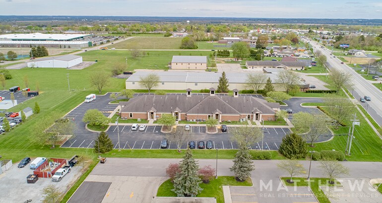 More Photos Of 1475-1495 W Main St, Tipp City Medical For Lease