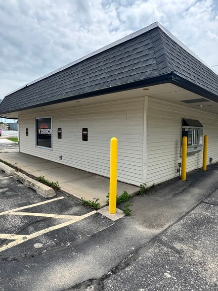 More Photos Of 408 W Main St, Kasson Restaurant For Sale