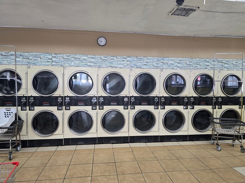 More Photos Of 9018-9022 Avalon Blvd, Los Angeles Storefront Retail Office For Sale