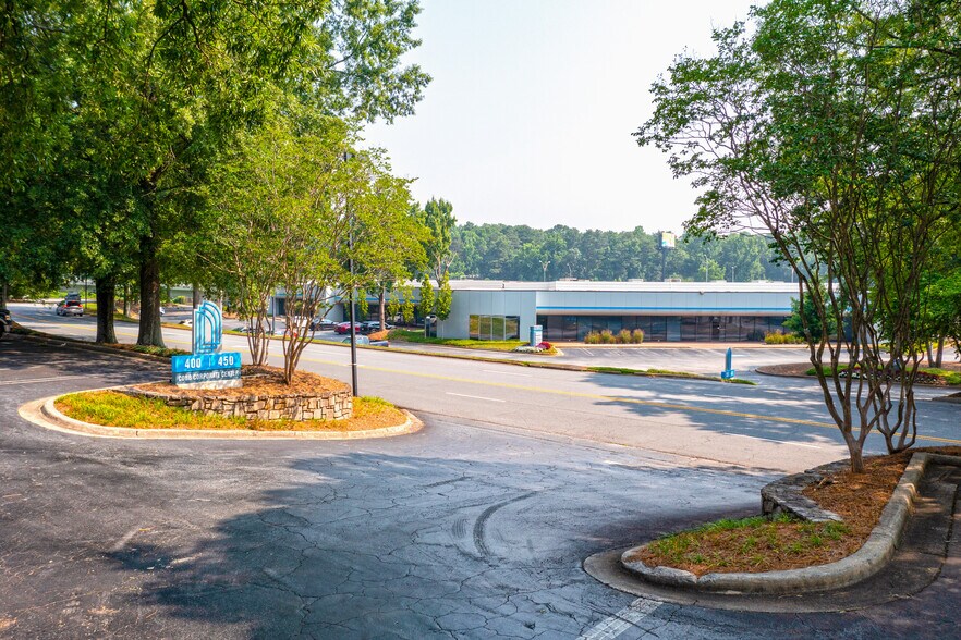 More Photos Of 425 Franklin Gateway SE, Marietta Unknown For Lease