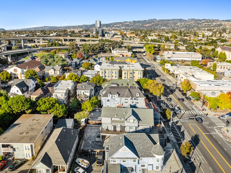 More Photos Of 3227-3231 Telegraph Ave, Oakland Apartments For Sale