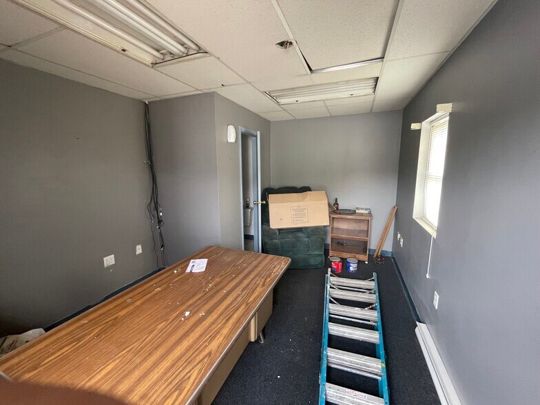 More Photos Of 105 Ohio St, Johnstown Carwash For Sale