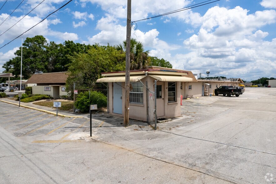 More Photos Of 502 E Bridgers Ave, Auburndale Warehouse For Lease
