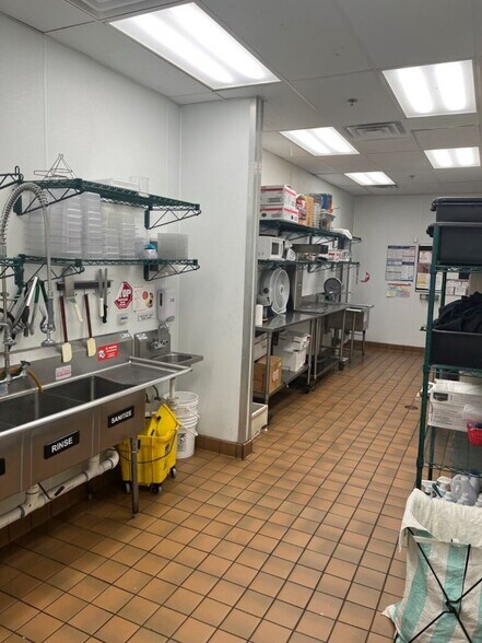 More Photos Of 400 Ernest W Barrett Pky NW, Kennesaw Storefront For Lease