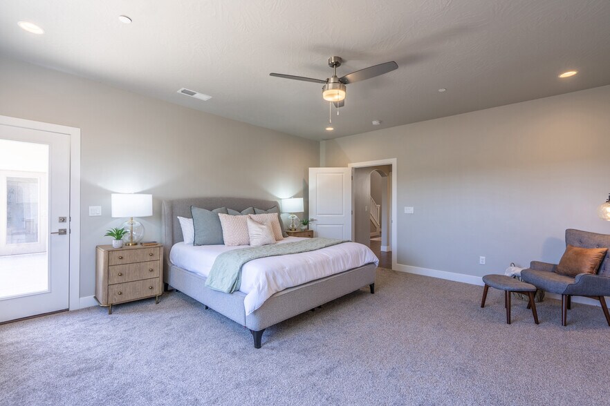 More Photos Of 278 2020 w, Hurricane Specialty For Sale