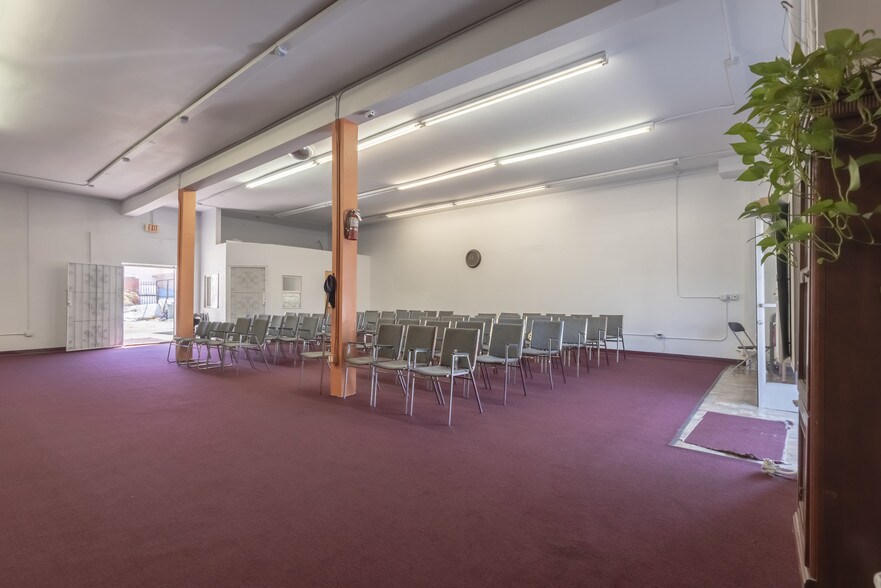 More Photos Of 4620 S Central Ave, Los Angeles Storefront For Sale