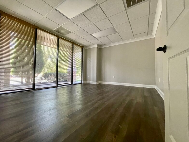 More Photos Of 4913 Summer Oak Dr, Buford Light Manufacturing For Lease