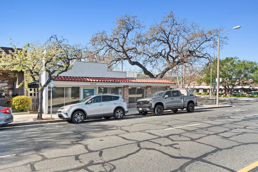 More Photos Of 2974 E Thousand Oaks Blvd, Thousand Oaks Storefront For Lease
