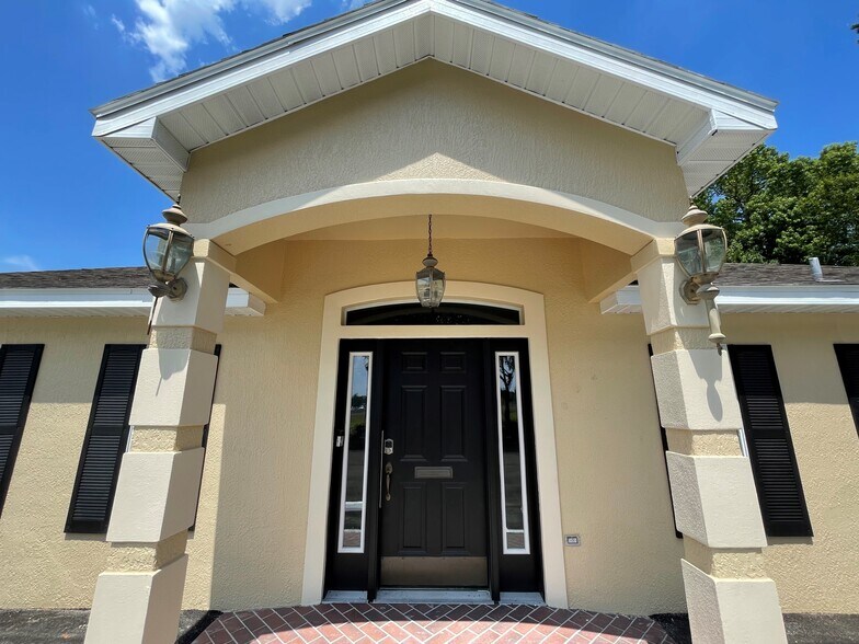 More Photos Of 2145 US Highway 441, Leesburg Office For Lease
