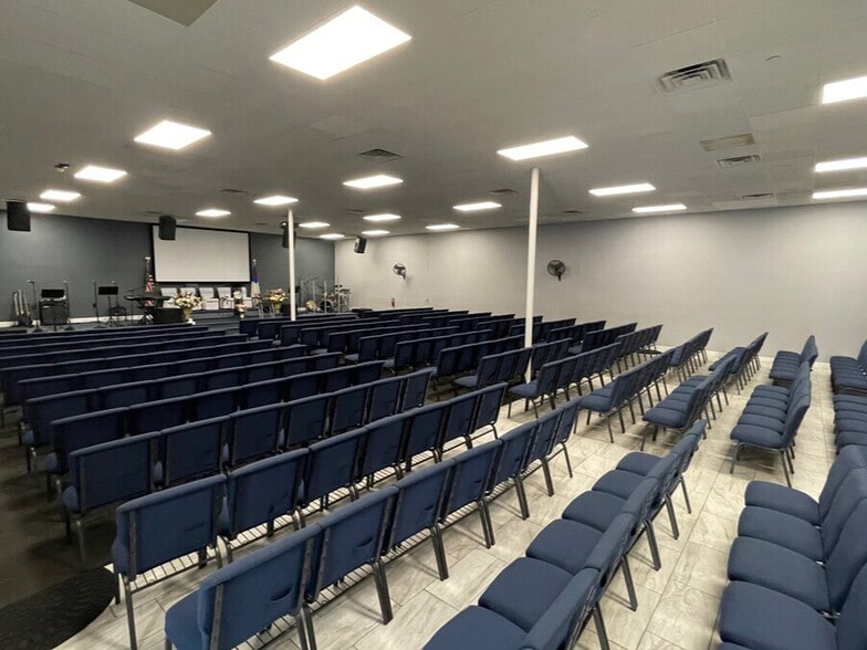 Primary Photo Of 890 E Sahara Ave, Las Vegas Religious Facility For Sale