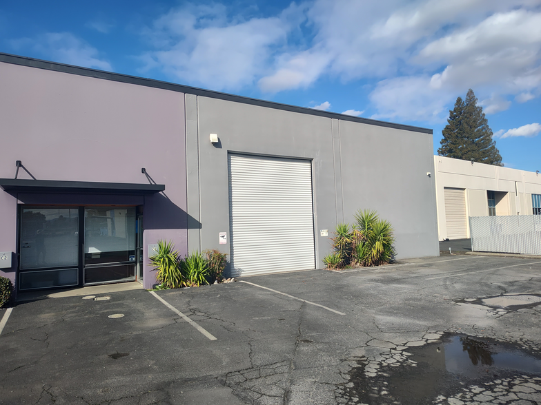 Primary Photo Of 1381 Franquette Ave, Concord Manufacturing For Lease