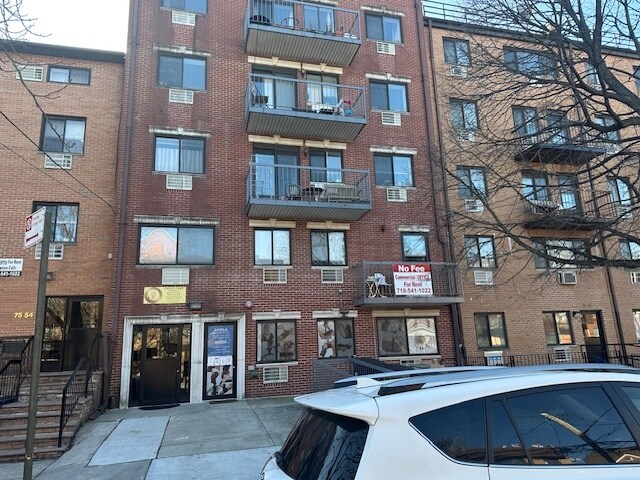 More Photos Of 75-52 113th St, Forest Hills Apartments For Lease
