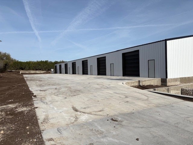 Primary Photo Of 9204 Rod Rd, Austin Warehouse For Sale