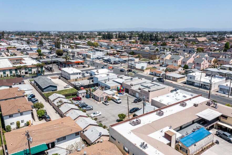 More Photos Of 17819-17827 Clark Ave, Bellflower Storefront Retail Residential For Sale