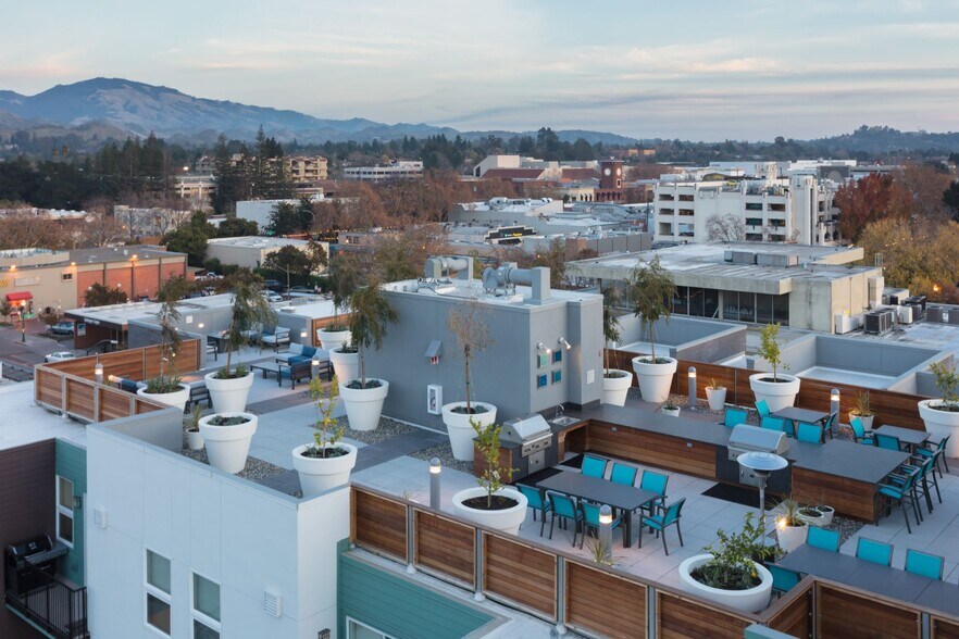 More Photos Of 1500 N California Blvd, Walnut Creek Apartments For Lease