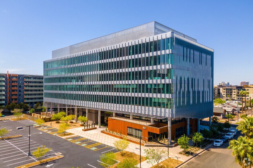 More Photos Of 850 N 5th St, Phoenix Medical For Lease