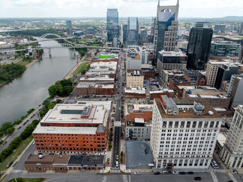 More Photos Of 214 2nd Ave N, Nashville Office For Lease