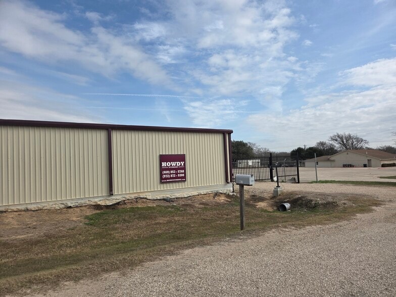 More Photos Of 8877 Stewarts Mdws, College Station Self Storage For Sale