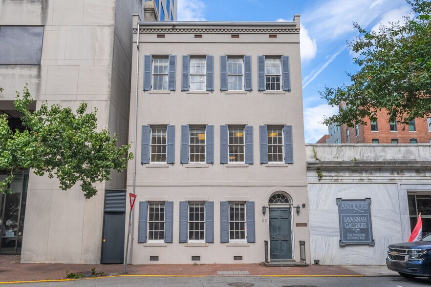 More Photos Of 26 E Bryan St, Savannah Office For Sale