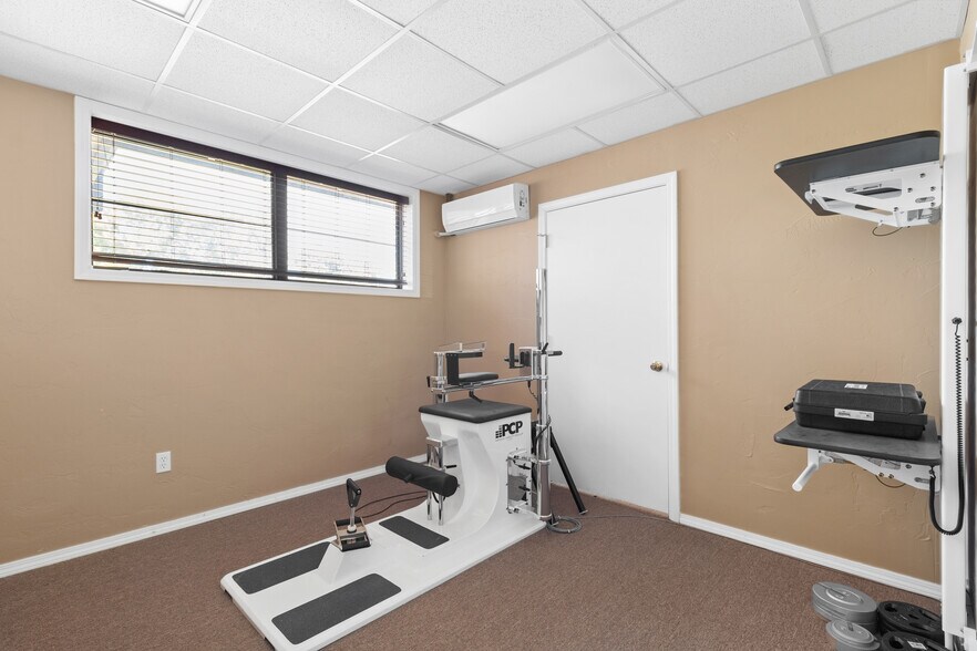 More Photos Of 116 E Robert S Kerr Blvd, Wynnewood Medical For Sale