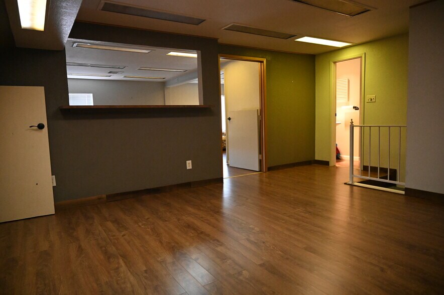 More Photos Of 6511 Stewart Rd, Galveston Office For Lease