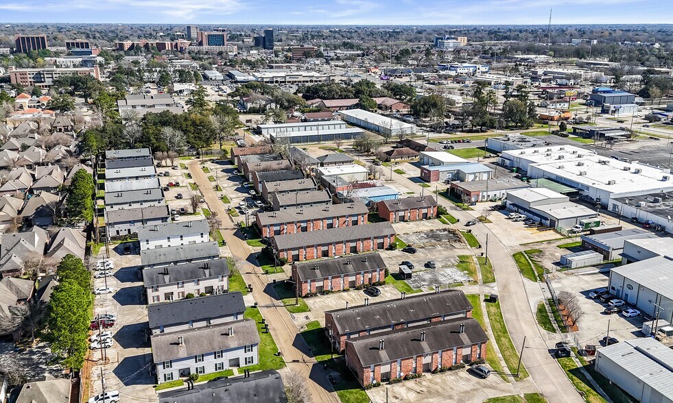 More Photos Of , Baton Rouge Multifamily For Sale
