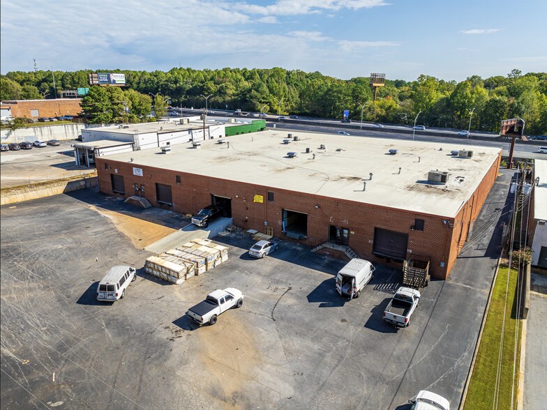 More Photos Of 3020 Commerce Way, Hapeville Warehouse For Lease